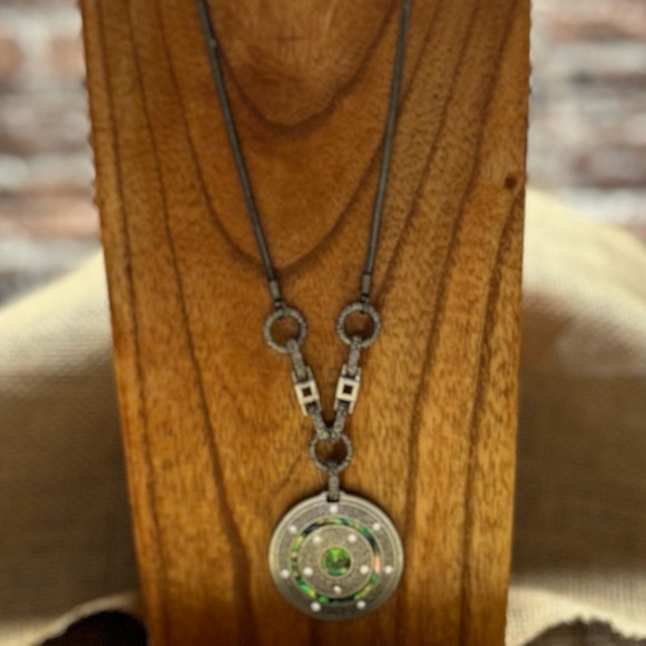 Lia Sophia Necklace - Picture 1 of 8